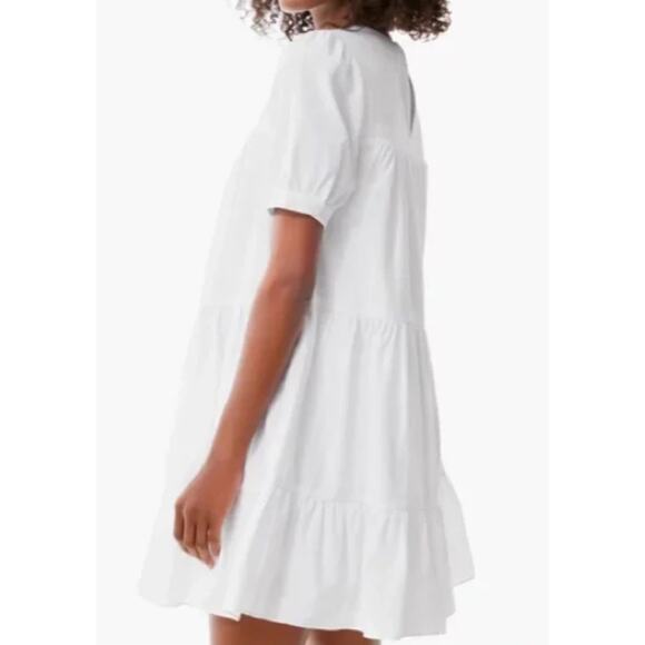 Pomander Place Bright White Tiered Relaxed Fit Quinn Mini Dress Size Small - Picture 3 of 9